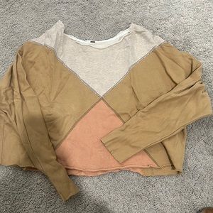 cropped sweatshirt